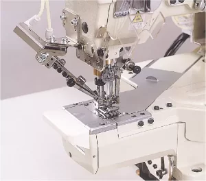 4 nåles symaskine